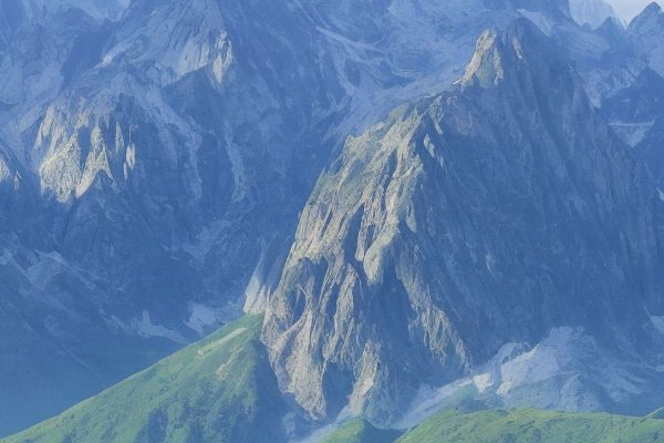 去医院打瘦脸针应该挂哪个科室美容科